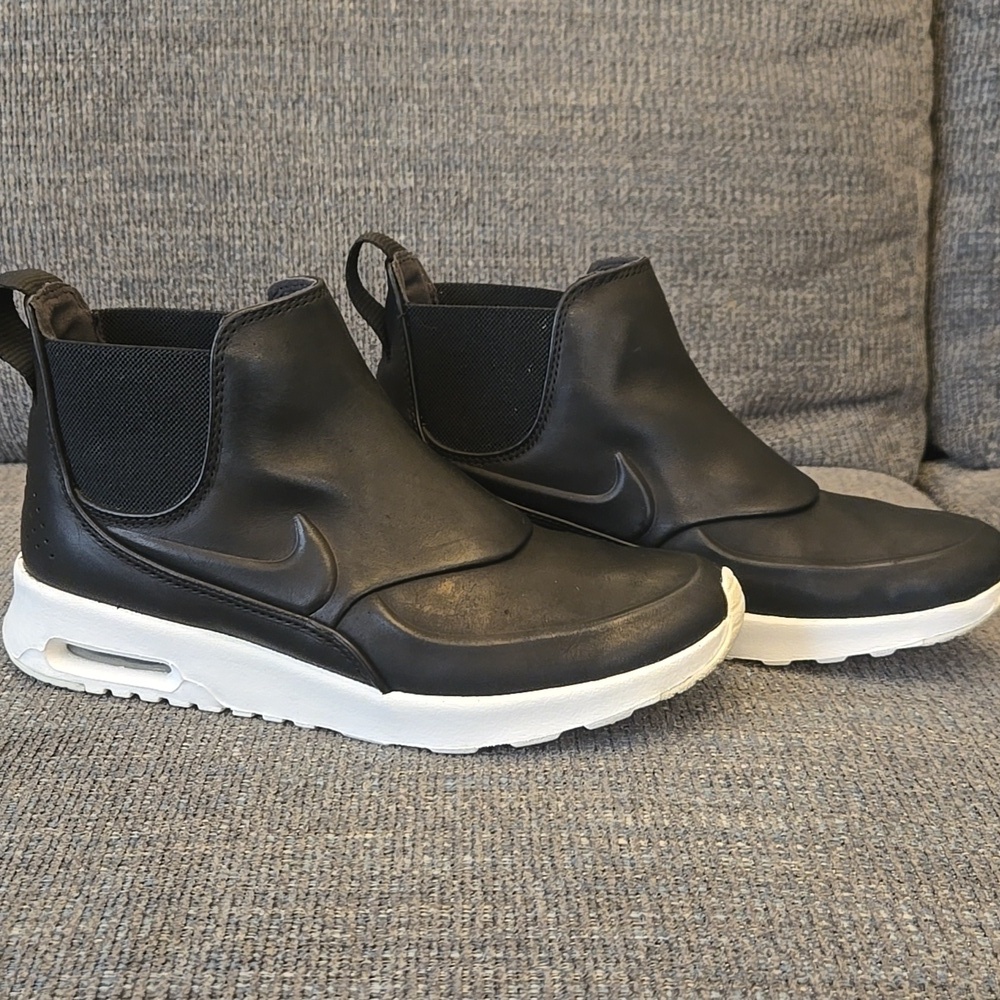 Nike Air Max Thea Mid Women Sneaker Boot Black/White SZ 7 - Picture 9 of 11
